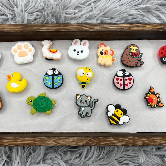 😈NEW 16 PC Animal Shoe Charms for Crocs, Purses, Bracelets, Wristbands & More😈 - Picture 2 of 3